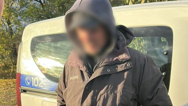 У Харкові схопили зловмисника за крадіжку авто з парковки, повідомляє поліція