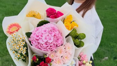 Квіти – це про кохання. Історія мешканки Кегичівки, яка після 20 років державної служби започаткувала квітковий магазин 4